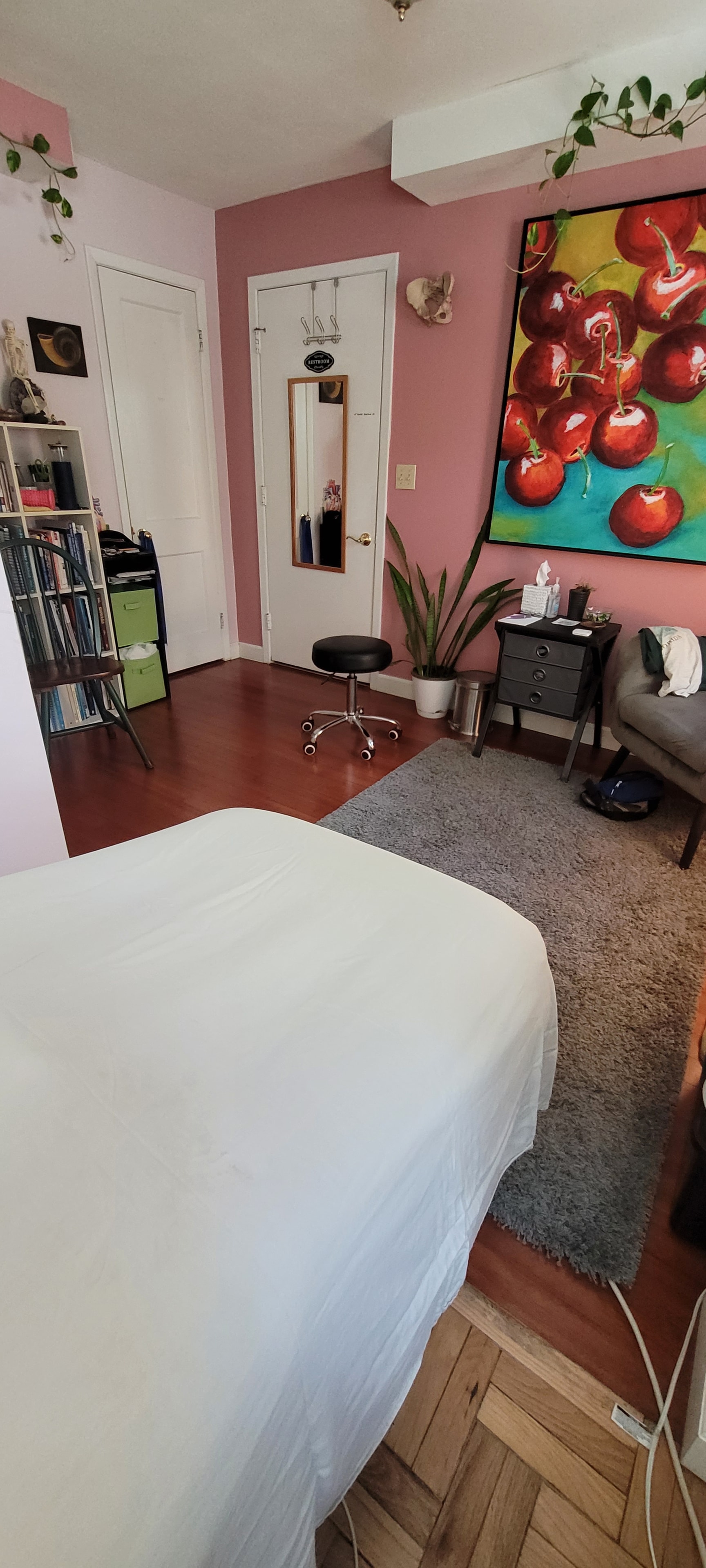Office and wellness image 6